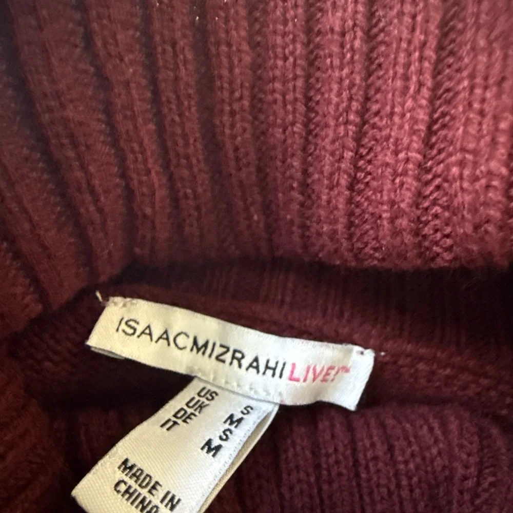 Isaac Mizrahi Live women’s Burgundy Red Turtleneck Sweater Women’s Medium